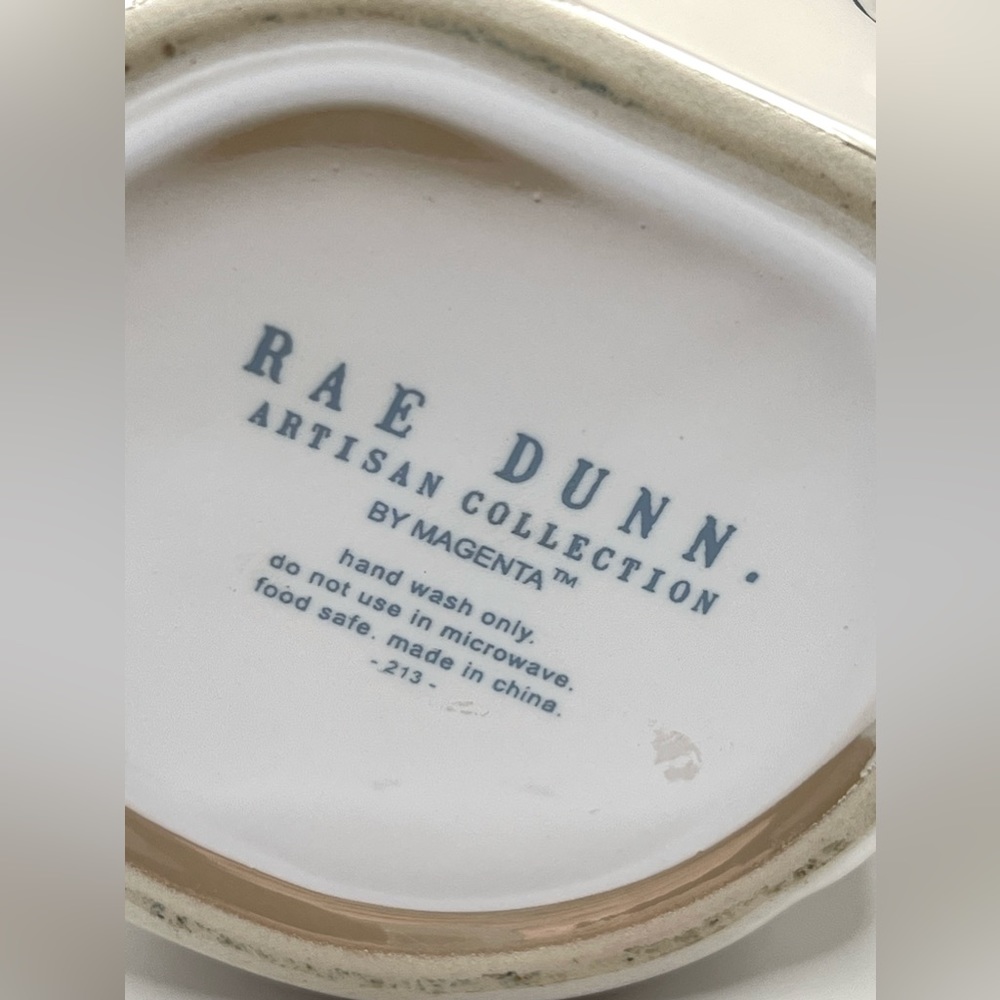 Rae Dunn by Magenta BUNNY KISSES Pearl Coffee Mug NWOT - Picture 7 of 7